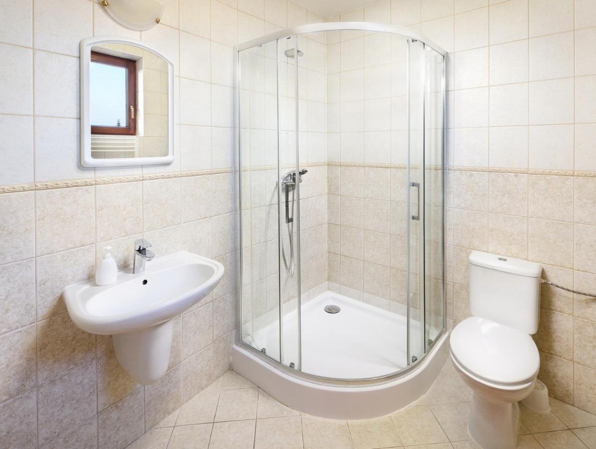 Penzion Pod zámkom-Boleráz Exterior foto